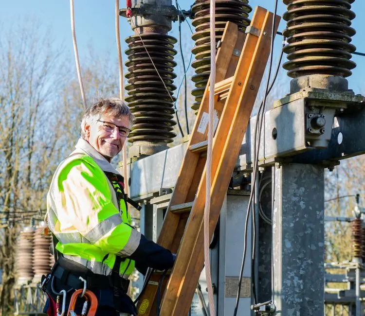 Technician servicing a residential gas line in Georgetown, Texas